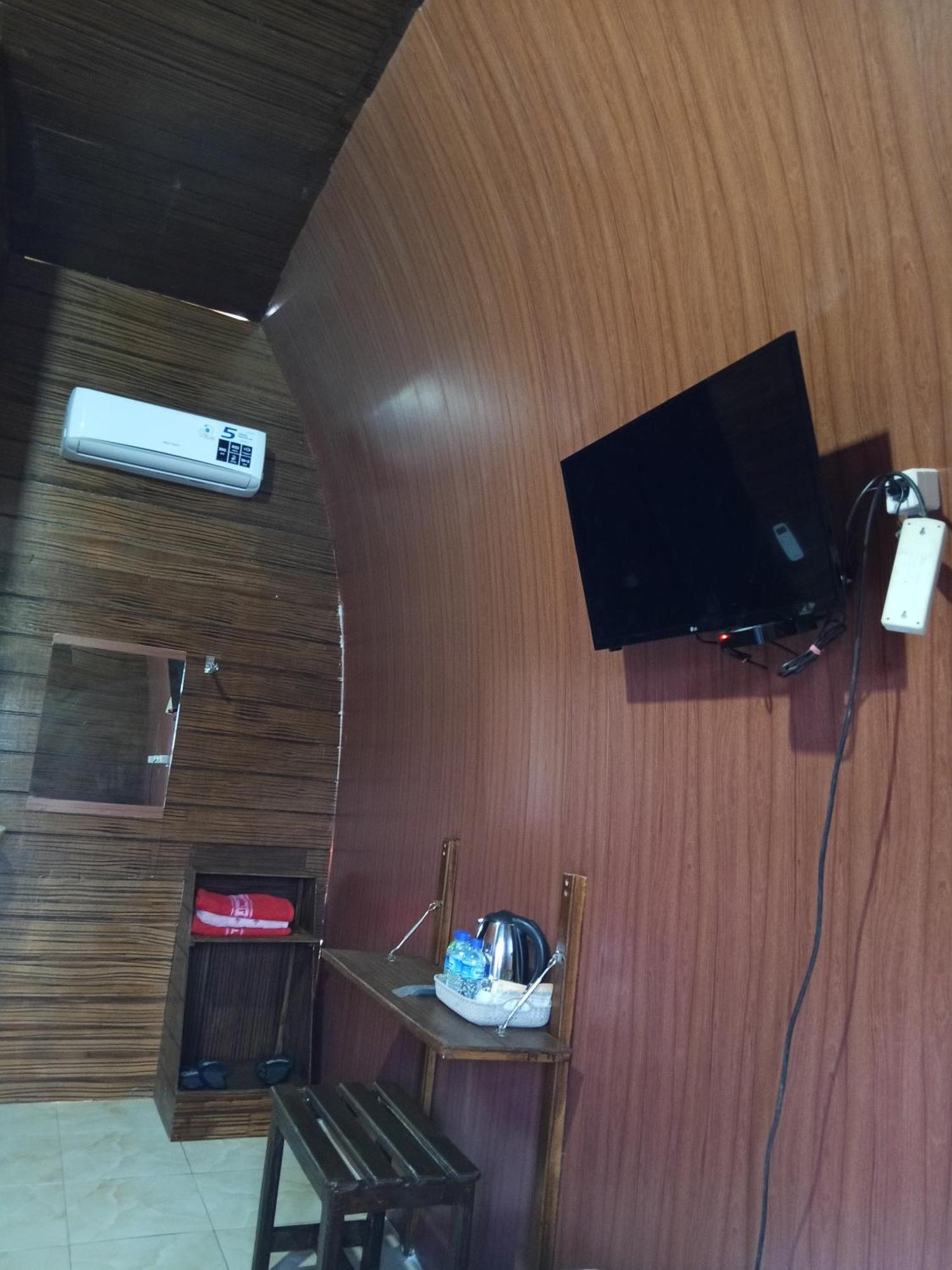 Indah Damai Cottages Sidomukti Room photo