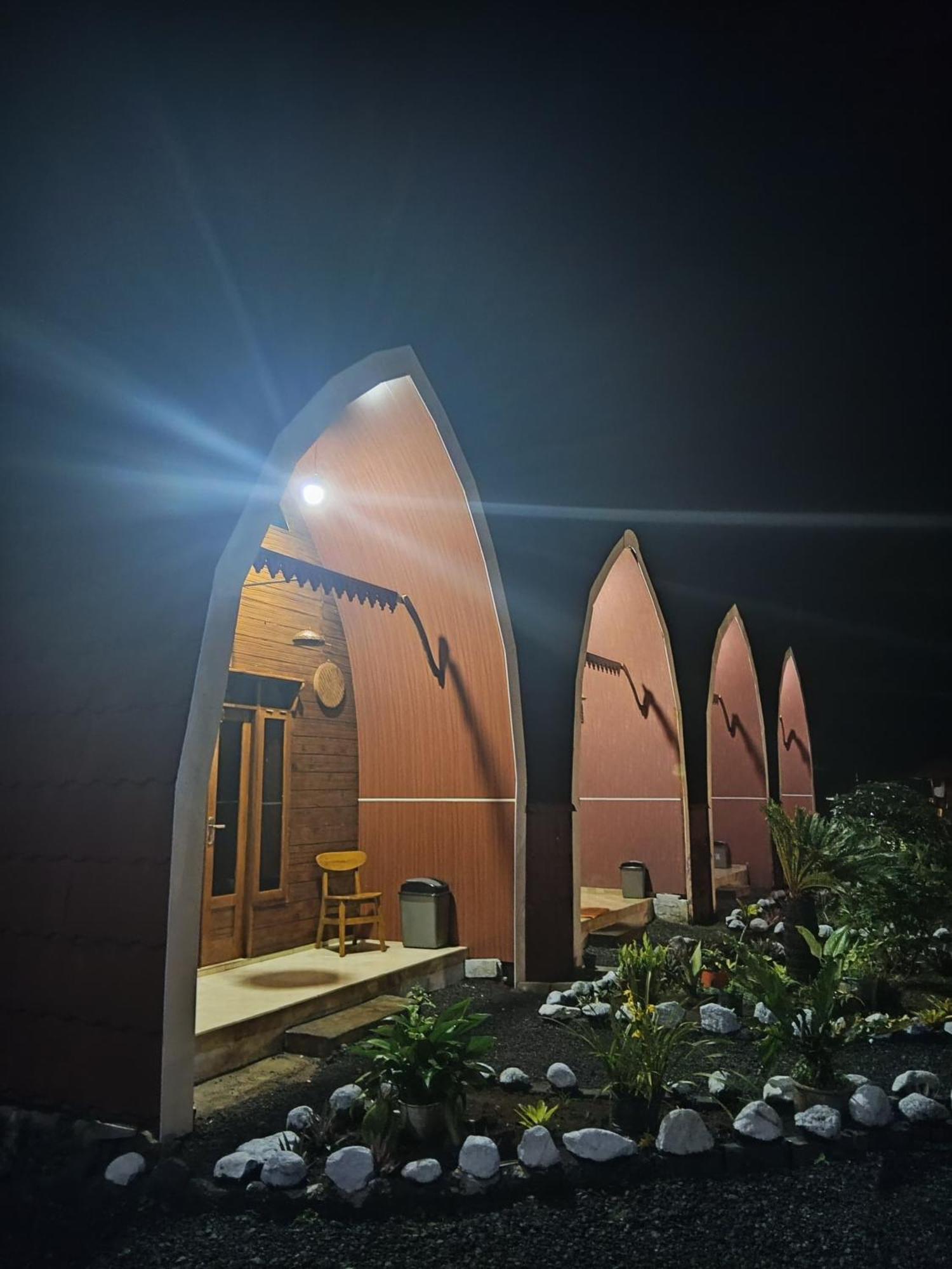 Indah Damai Cottages Sidomukti Exterior photo