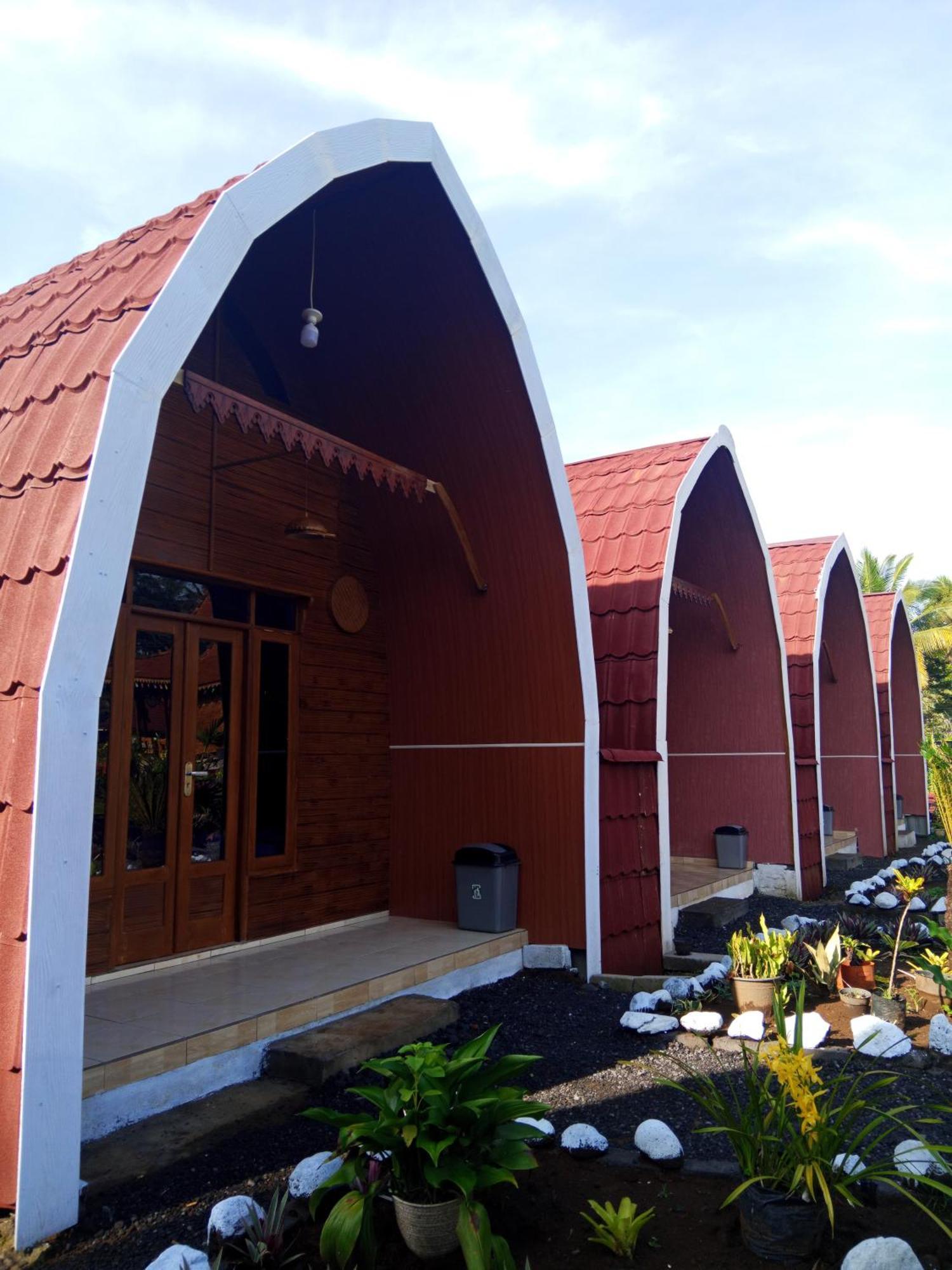 Indah Damai Cottages Sidomukti Exterior photo
