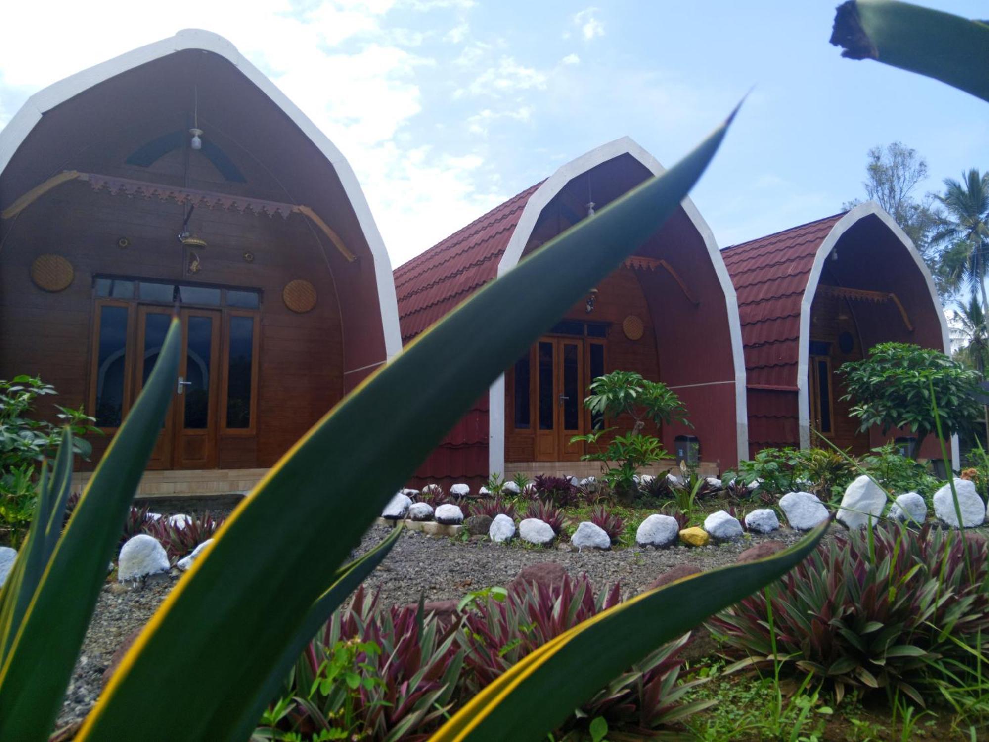 Indah Damai Cottages Sidomukti Exterior photo
